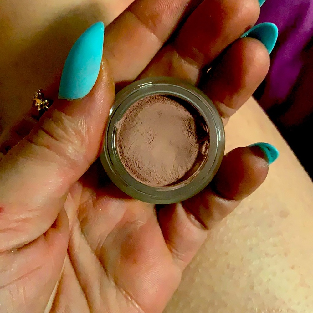 Eyeshadow